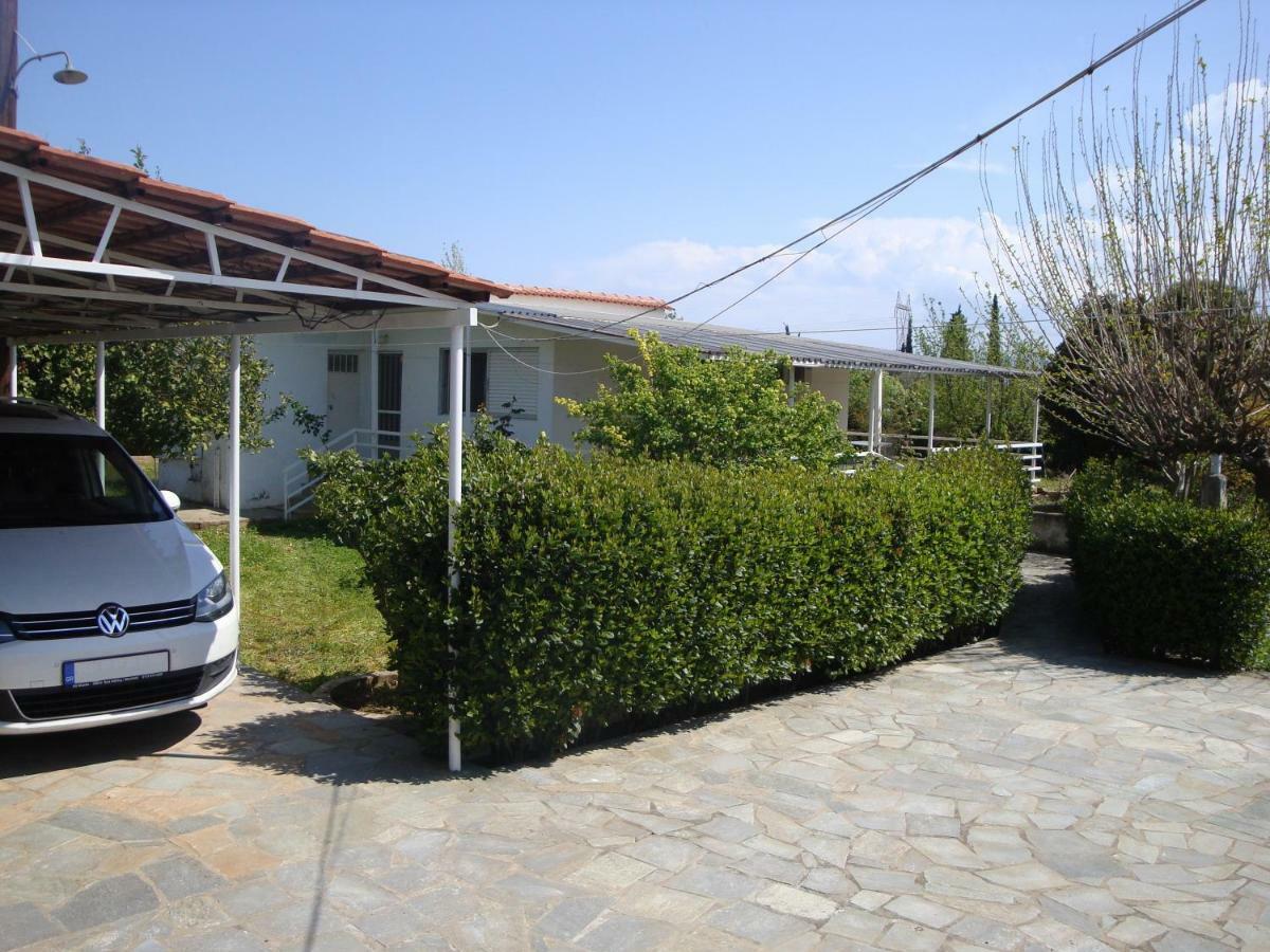 Three Bedroom Country House Magoula  外观 照片