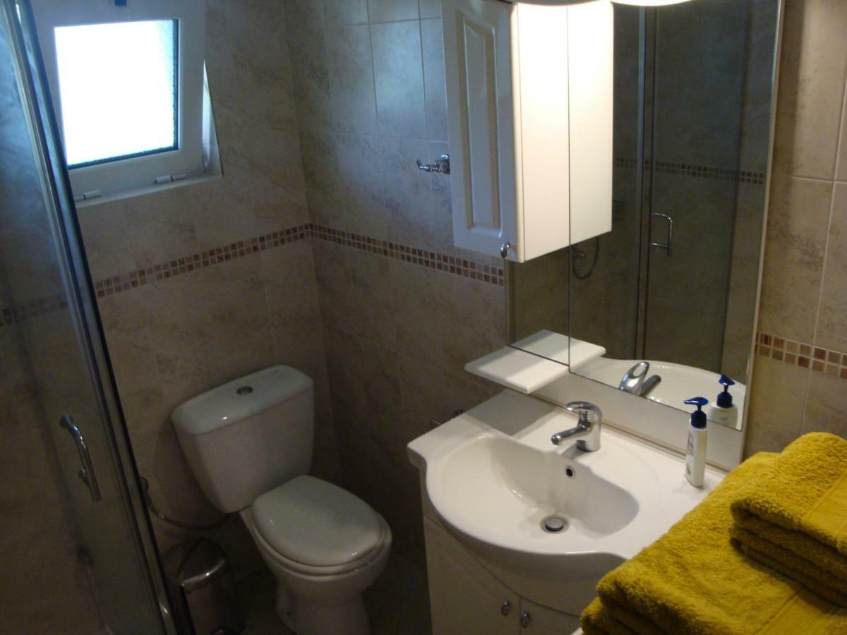 Three Bedroom Country House Magoula  外观 照片